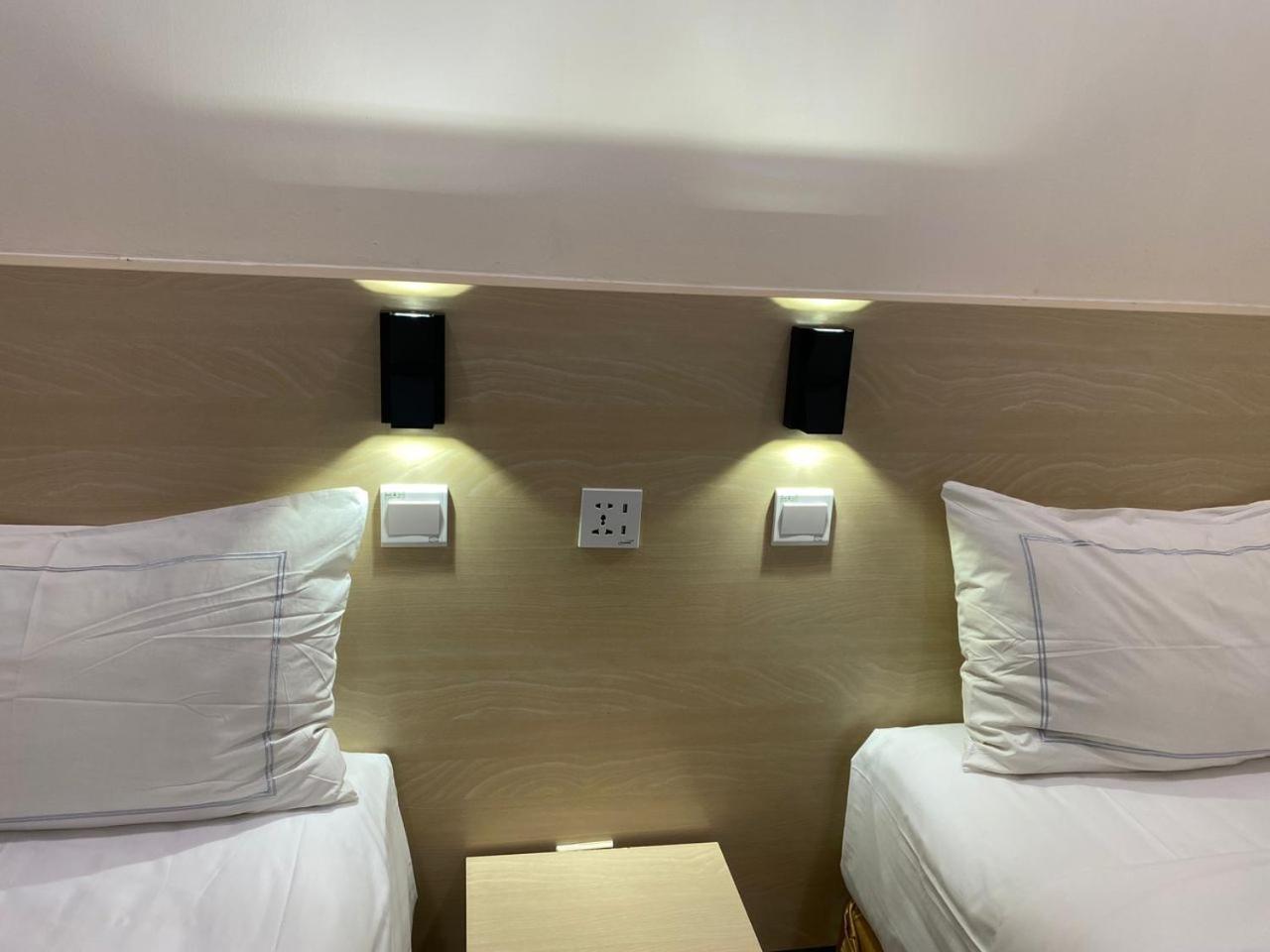 Hotel Bintang Куала Лумпур Екстериор снимка